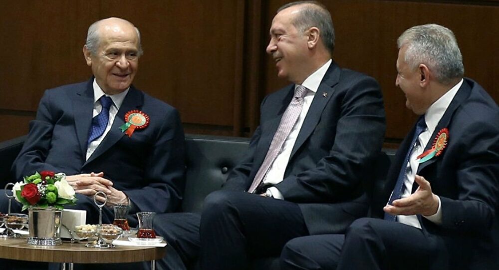 Bahçeli Nereye Koşuyor: Bahçeli’nin Siyasal Sicili Üzerine Bazı Hatırlatmalar