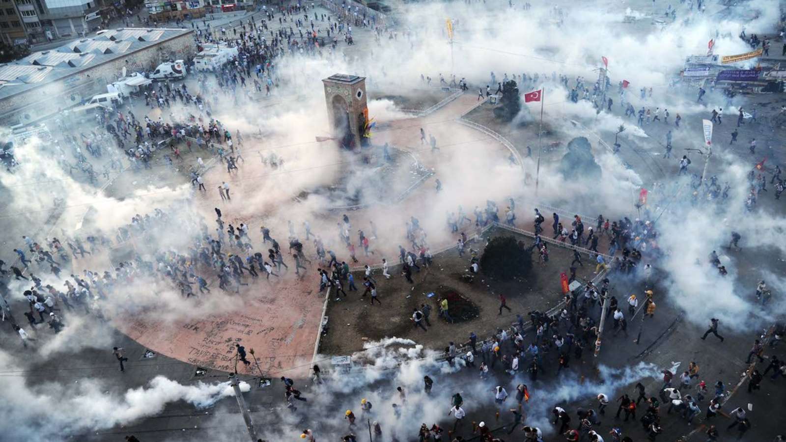 Gezi Davası Bozuldu veya "İlahlar Kurban İstiyor"