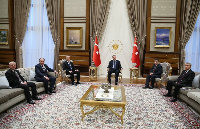 Türk-İş’in 70 yılı: Teslimiyetten mücadeleye ve tekrar teslimiyete