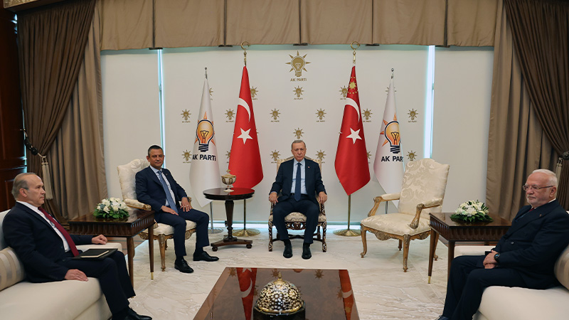 Seçimlerin ardından: Ekonomik krizden siyasi krize mi?