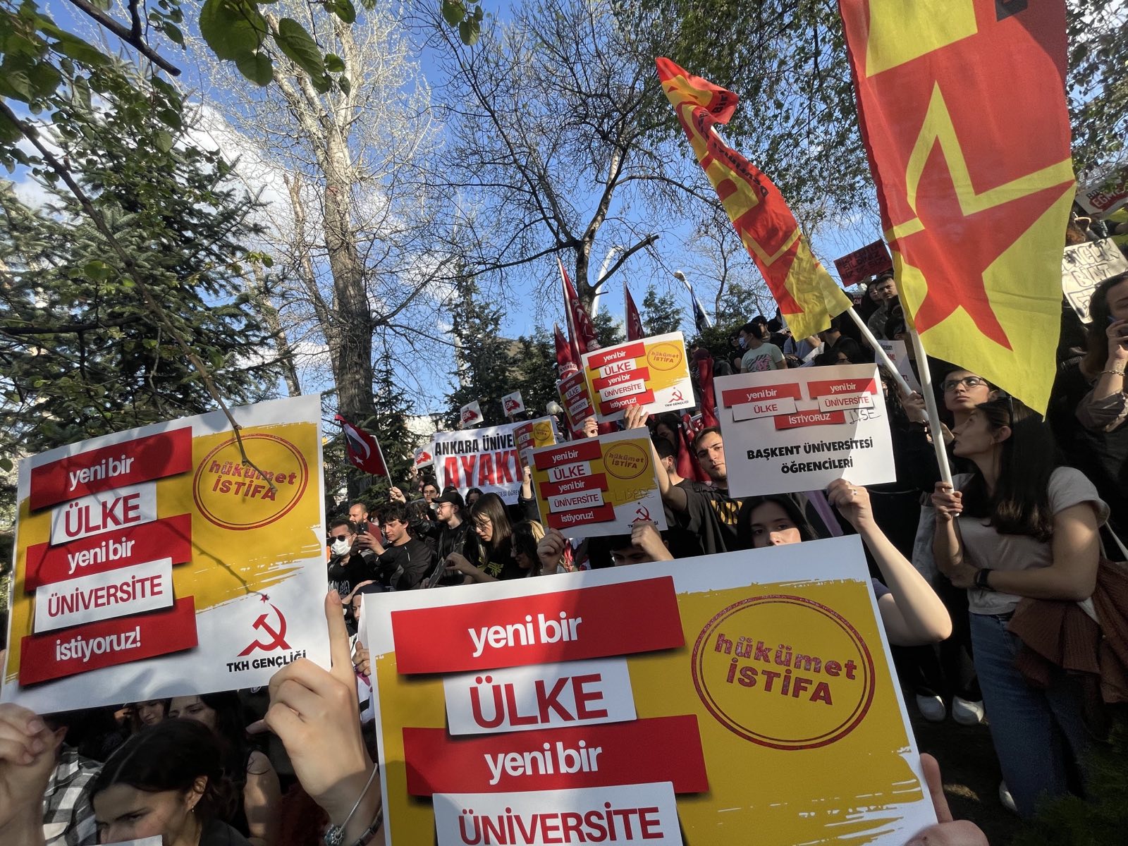 19 Mart sonrasında gençlik mücadelesi: İki çıkmaz bir çözüm