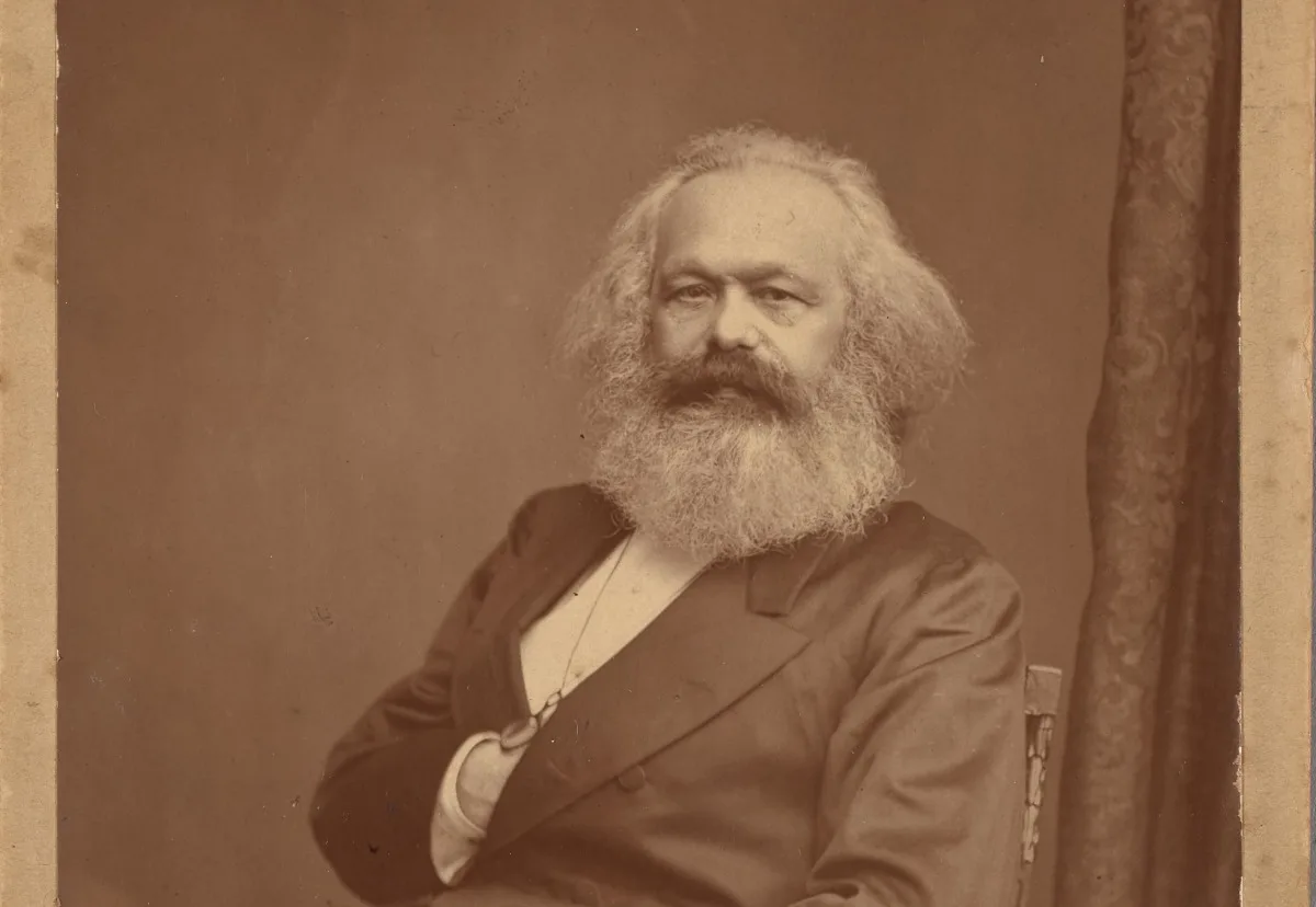 Karl Marx’ın 18 Brumaire’inde Eğretilemeler ve Yazınsal Biçem