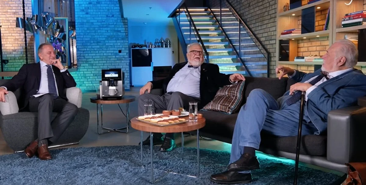 Bilgi Fetişinin Amacı ve Televizyon Entelektüelinin Rolü