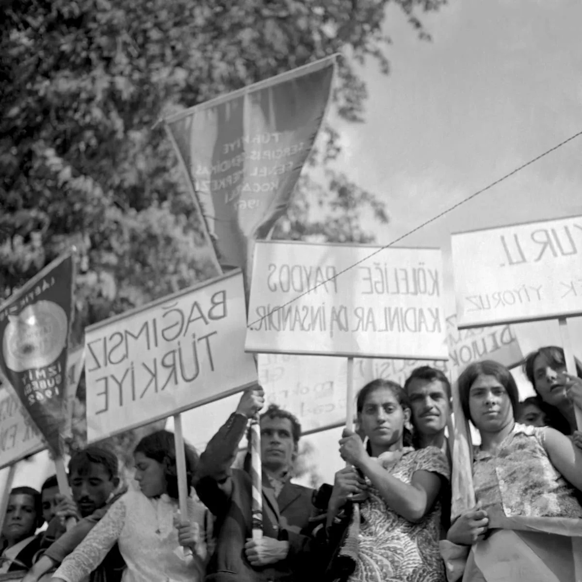 Kimlik parantezinde sınıfın sönmeyen ateşi